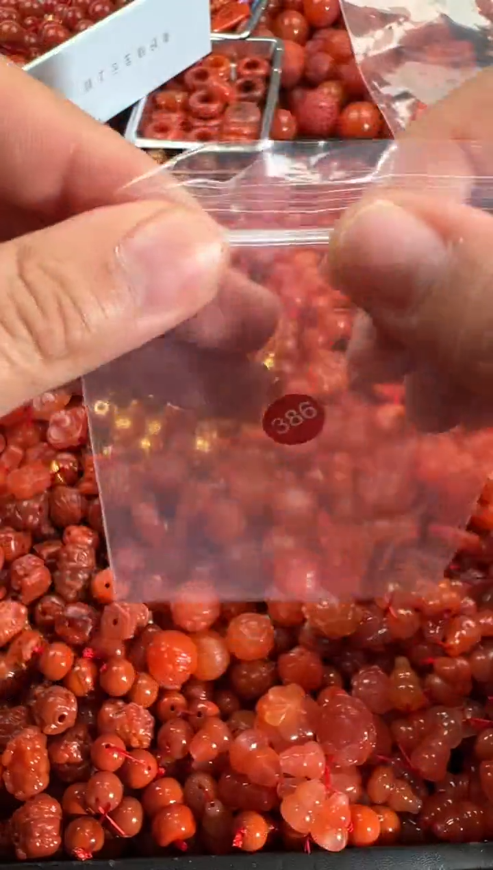 【闪购商品】南红玛瑙颈饰未镶嵌1