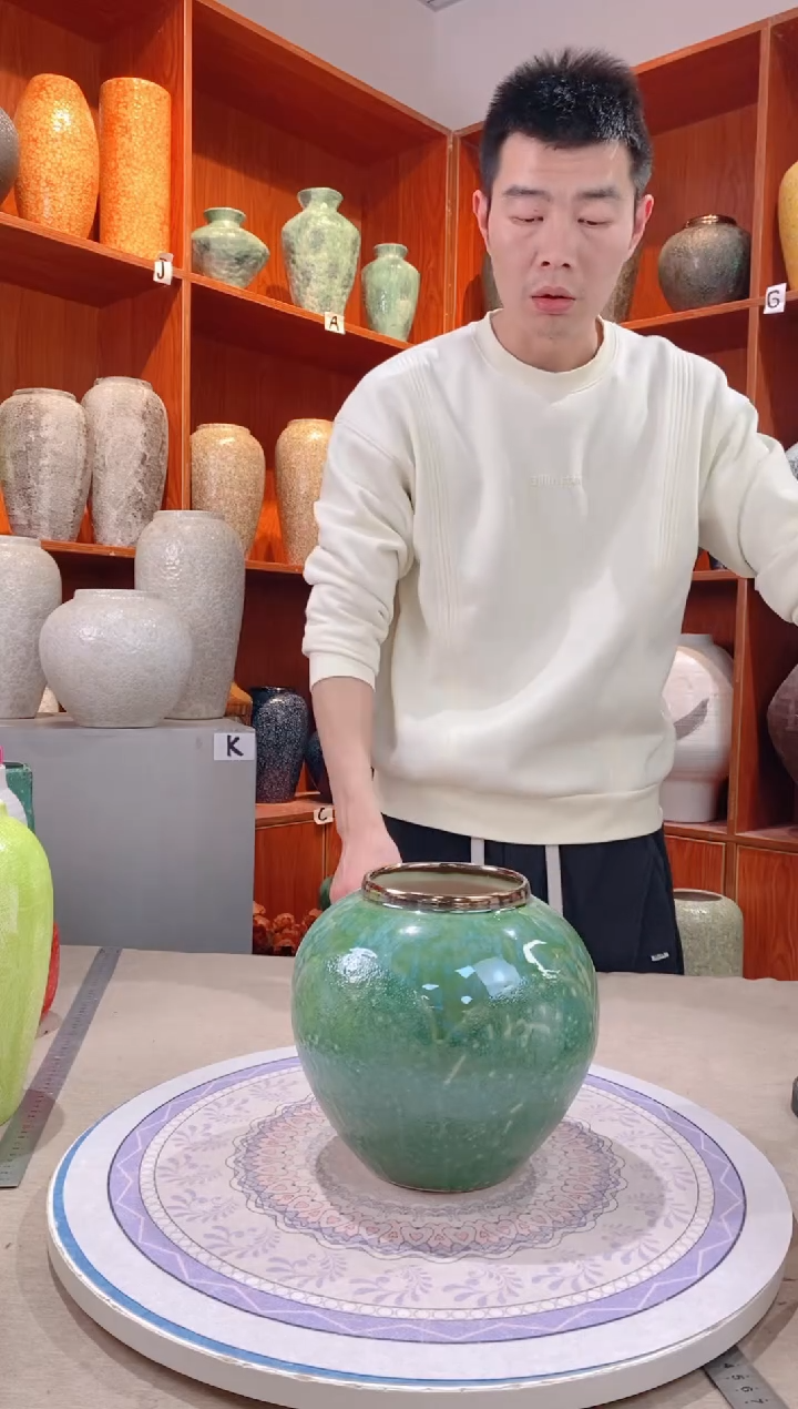 【闪购商品】瓶绿森林 小号 陶瓷花瓶 无花微瑕1