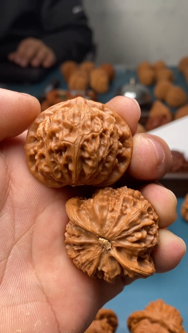 吊坠文玩核桃桃心宫灯658