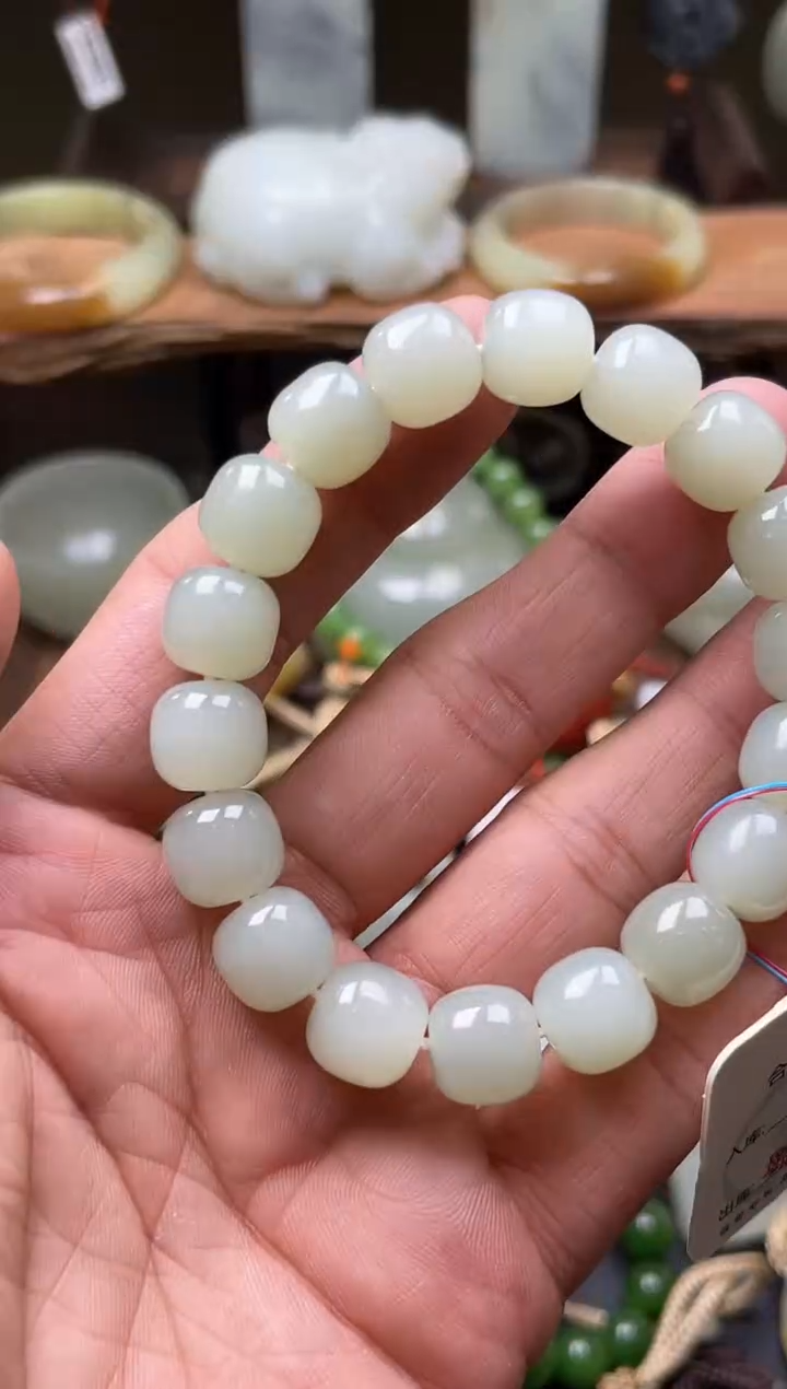 【闪购商品】和田玉手串未镶嵌卡12且末青白老型特价9003787