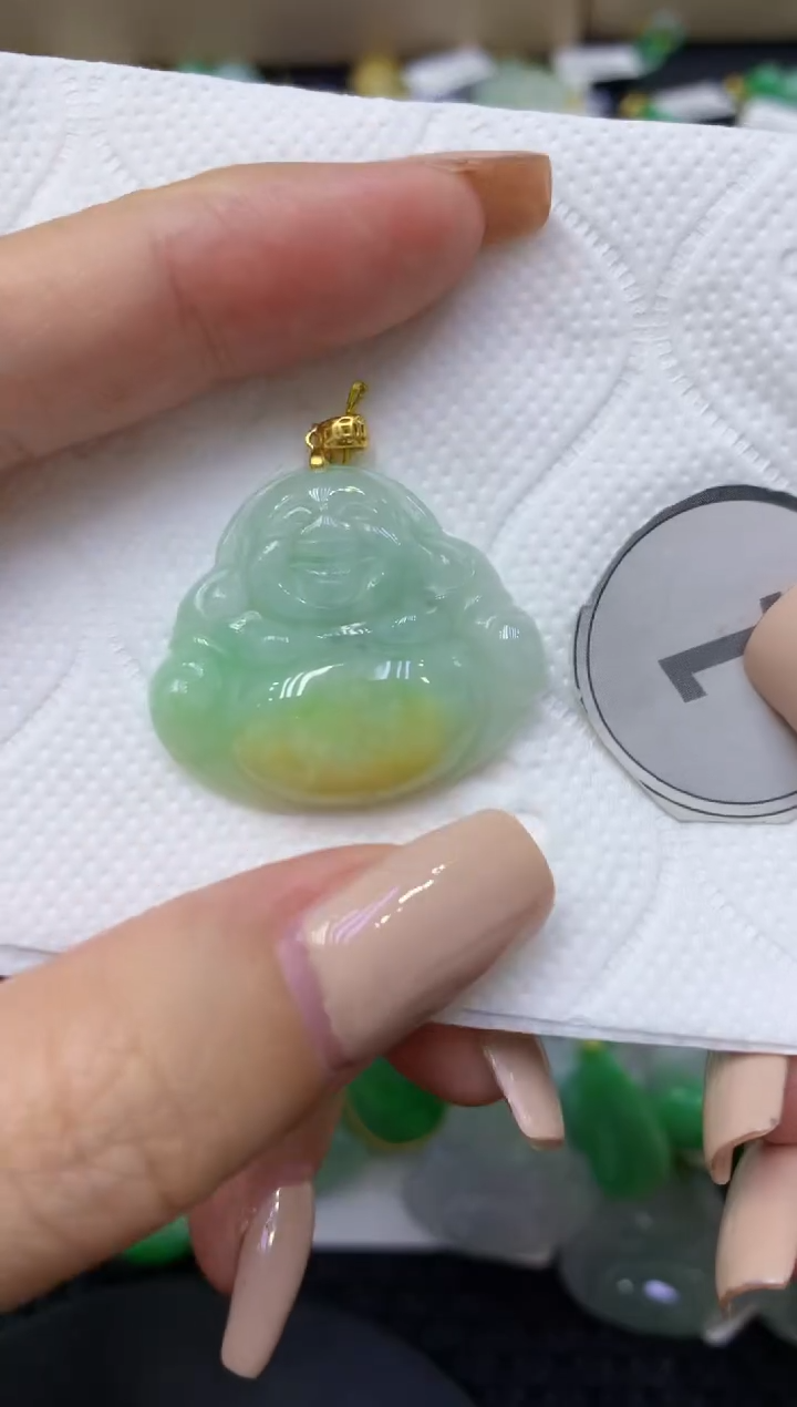 颈饰未镶嵌翡翠天然缅甸翡翠A货