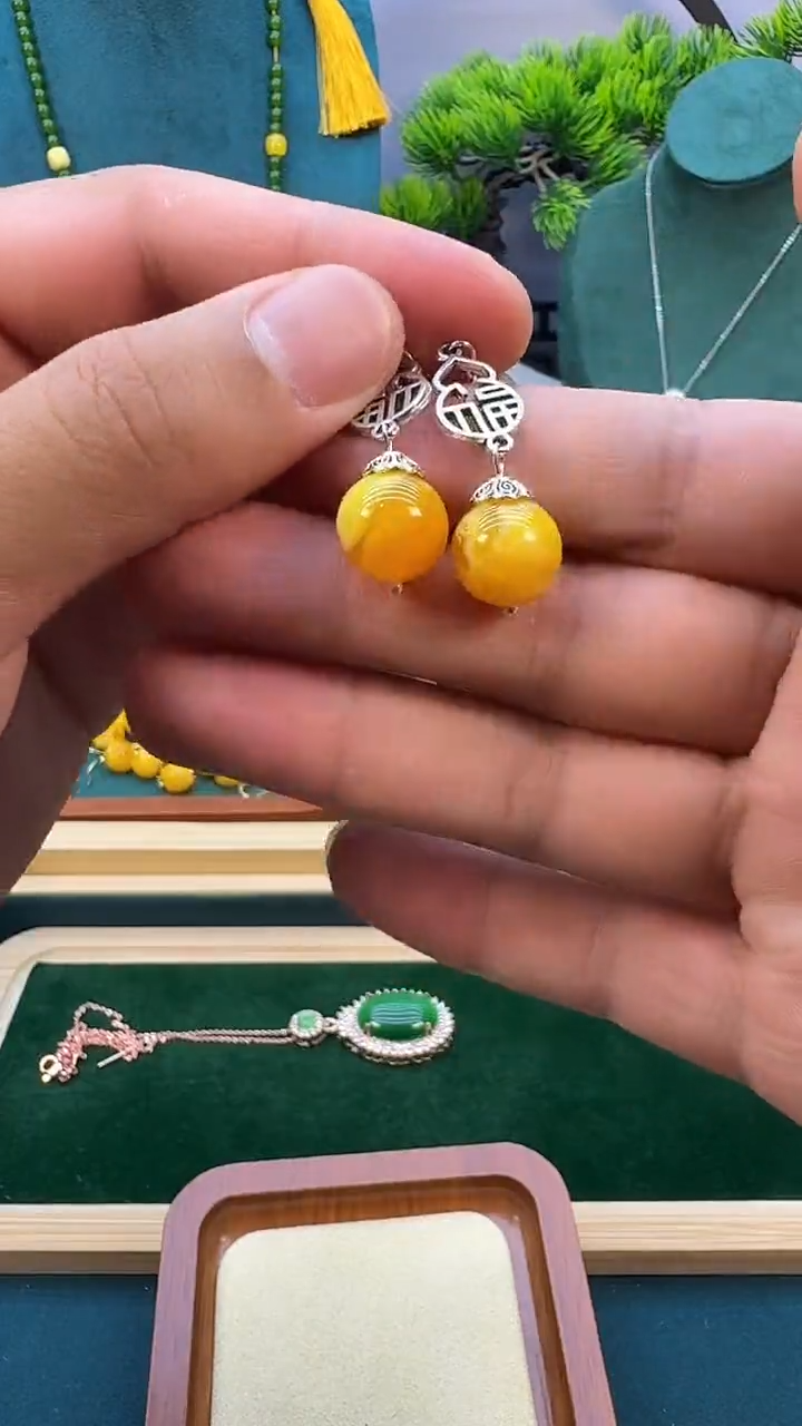 银S925镶嵌蜜蜡耳饰E57