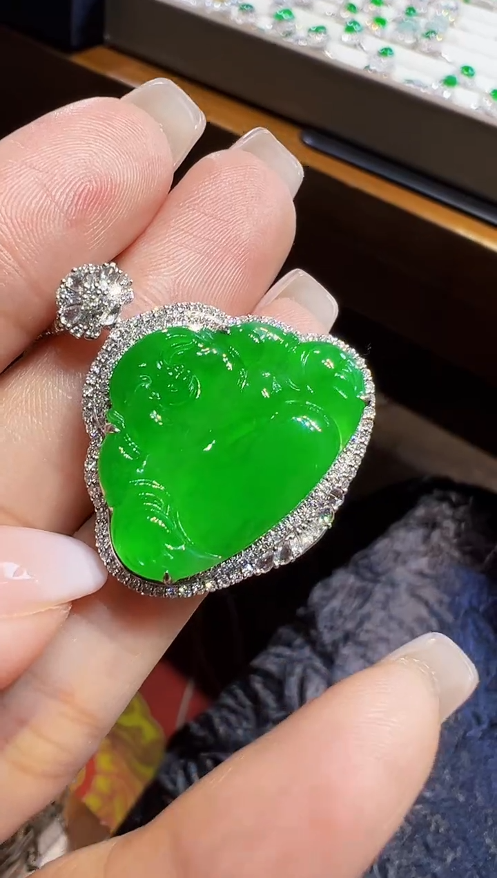 吊坠(不含链)18K金镶嵌翡翠佛公