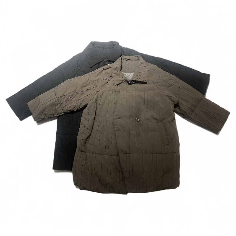 25冬季设计感翻领拼接宽送中长羽绒服