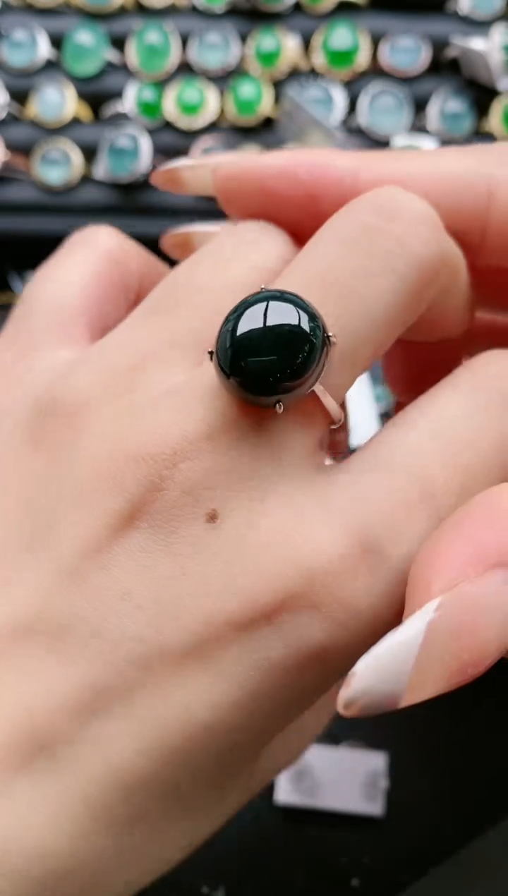 【闪购商品】翡翠戒指银S925镶嵌111111