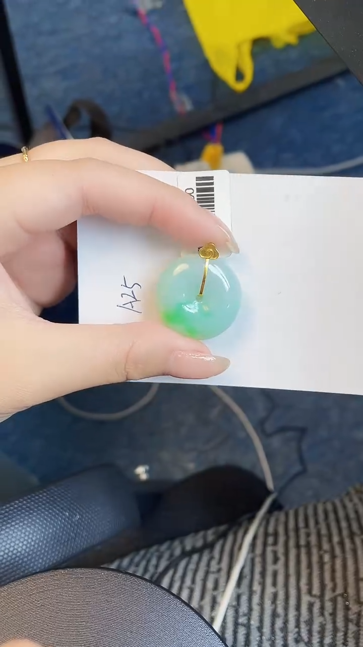 【闪购商品】翡翠颈饰18K金镶嵌00000000