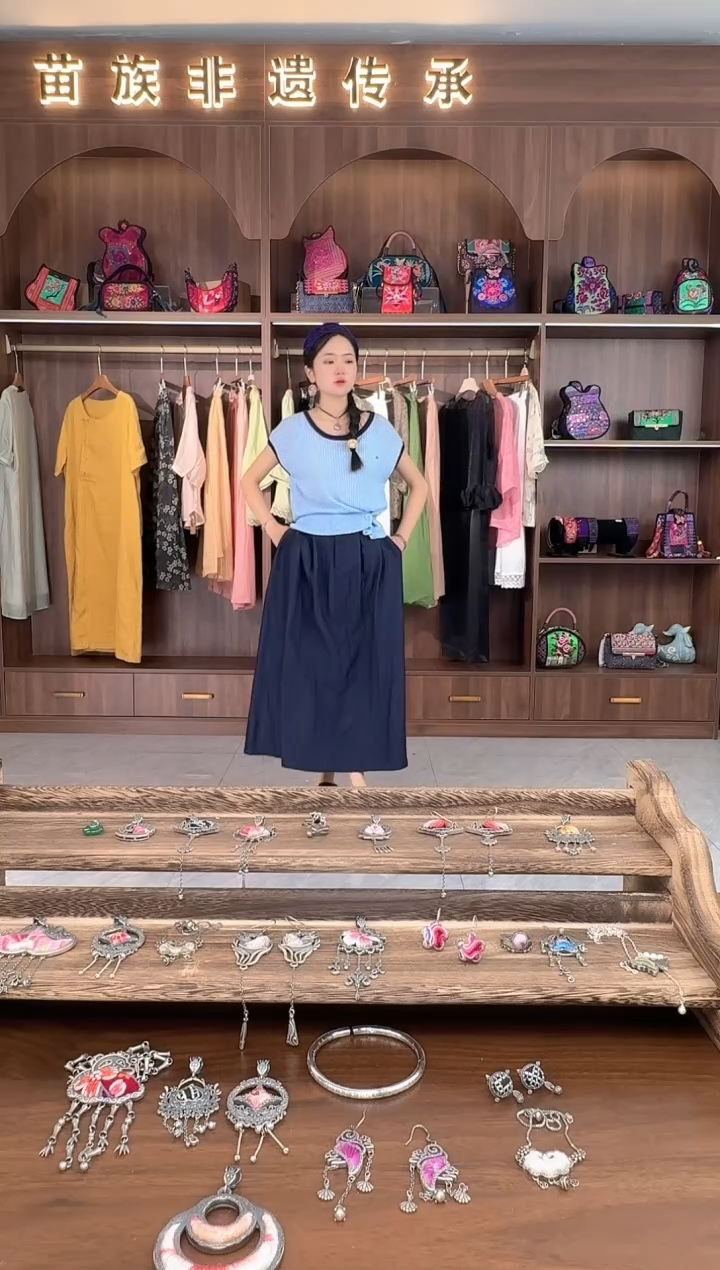 织绣扶光苗绣传承L4