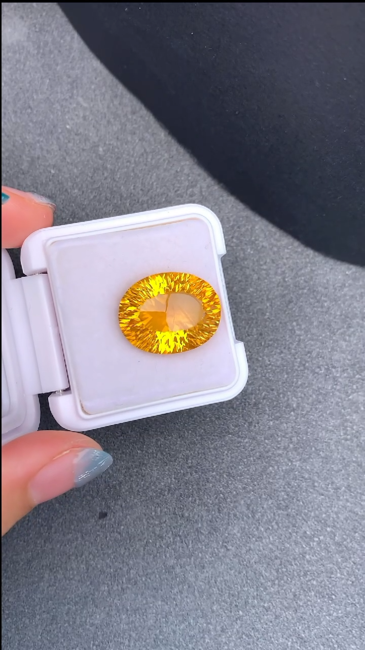 【闪购商品】水晶裸石未镶嵌18.74克拉