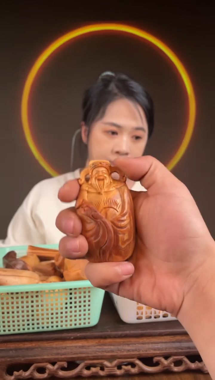 【闪购商品】柏木（崖柏）手工摆件,先抢先得!425