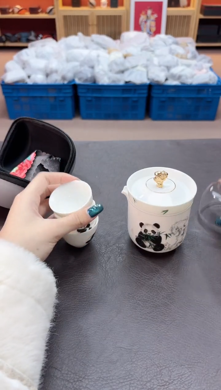 【闪购商品】摆件瓷SC1111111111111