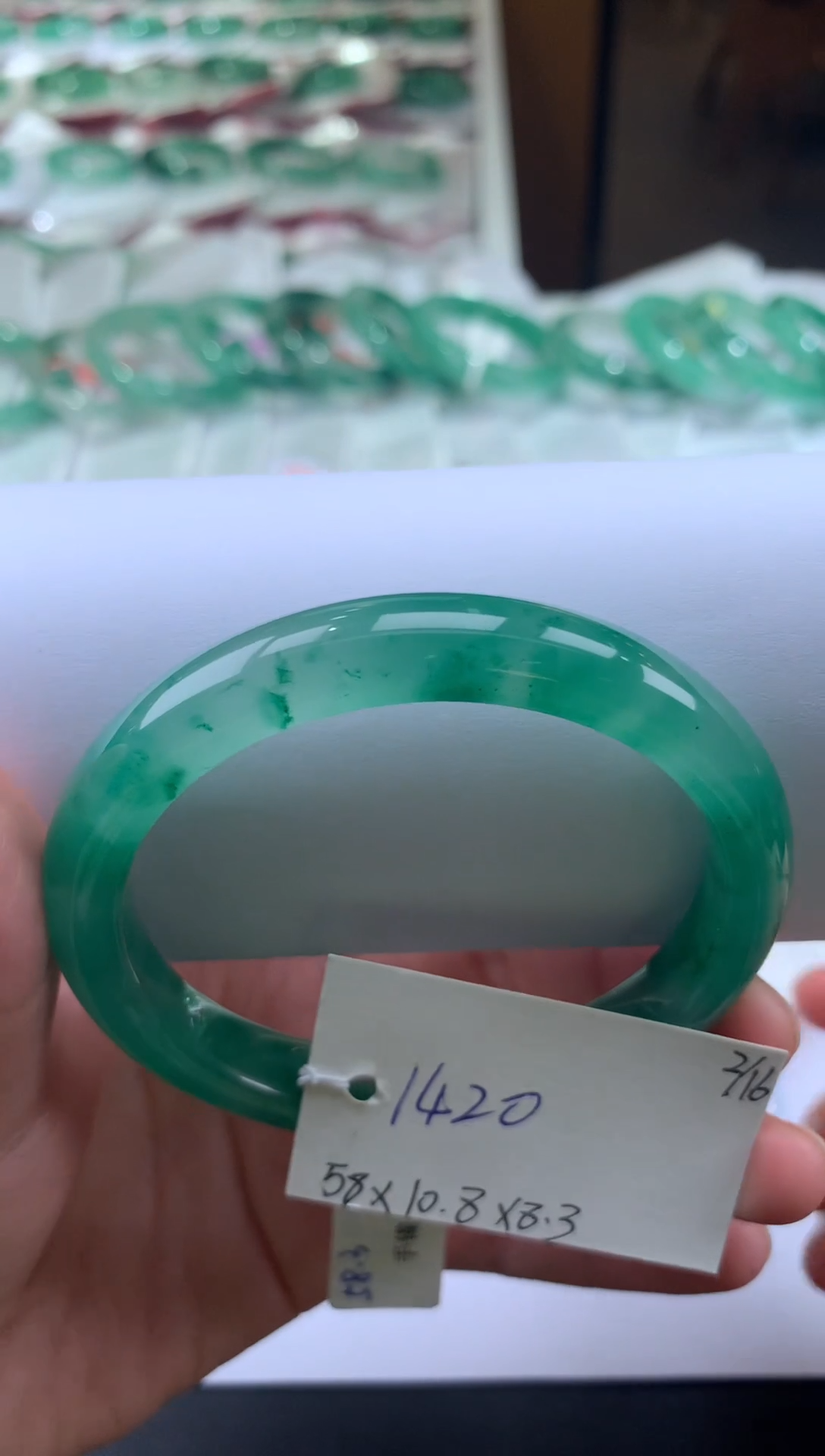 【闪购商品】石英质玉手镯未镶嵌天然玉石非洲翠手镯