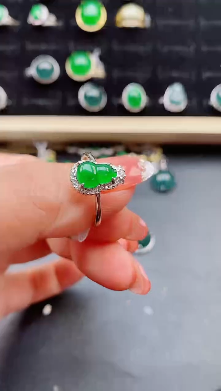 【闪购商品】翡翠戒指银S925镶嵌12121