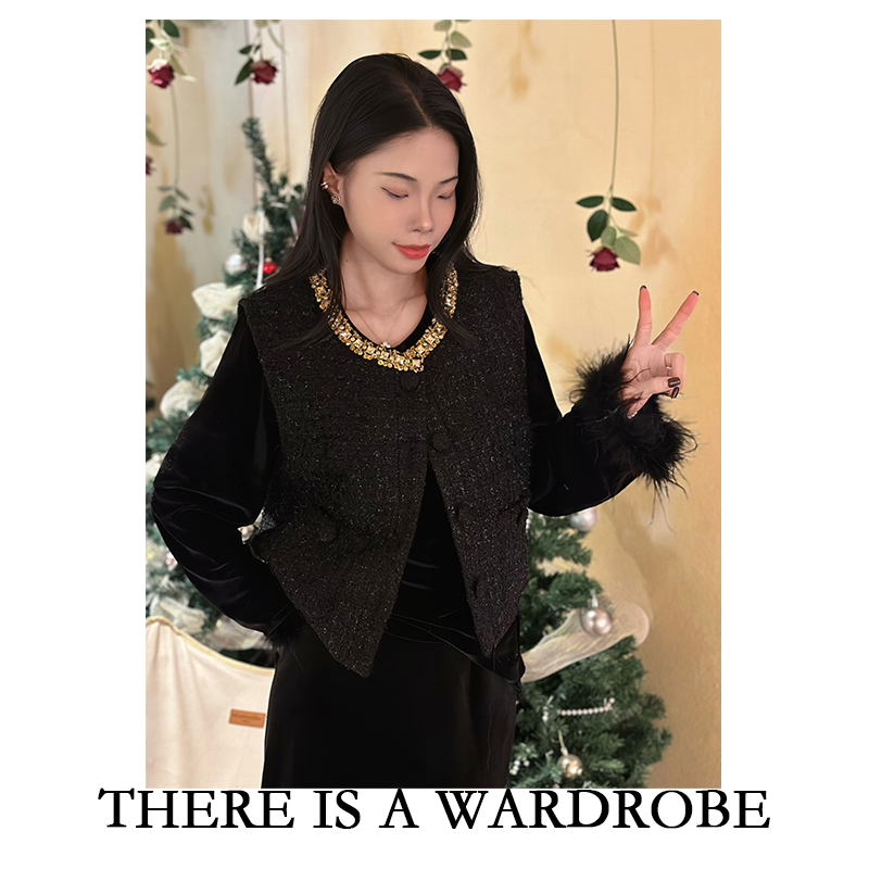 秋冬气质2024新款轻奢黑色时尚女士小香风无袖百搭休闲复古马甲