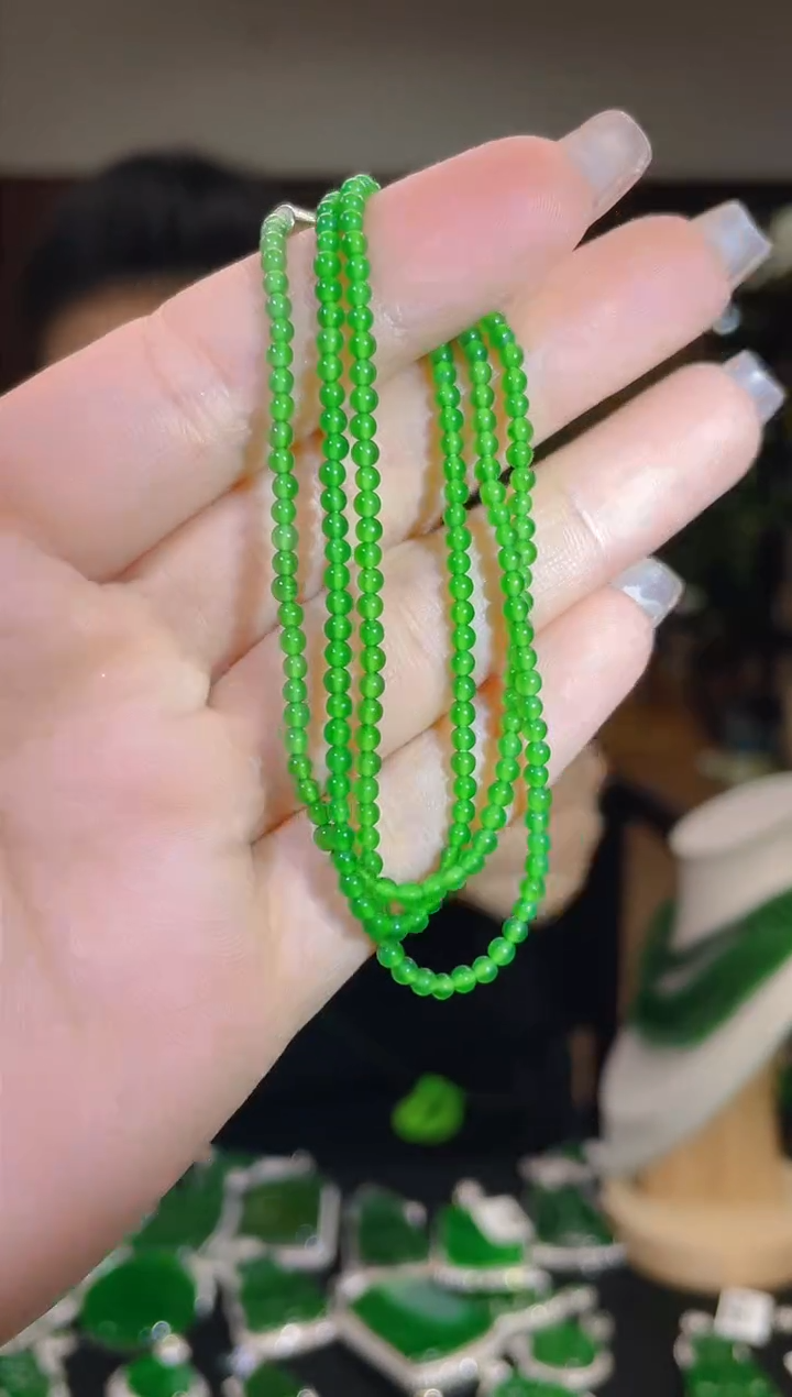 【闪购商品】翡翠吊坠(不含链)未镶嵌多样性发其一