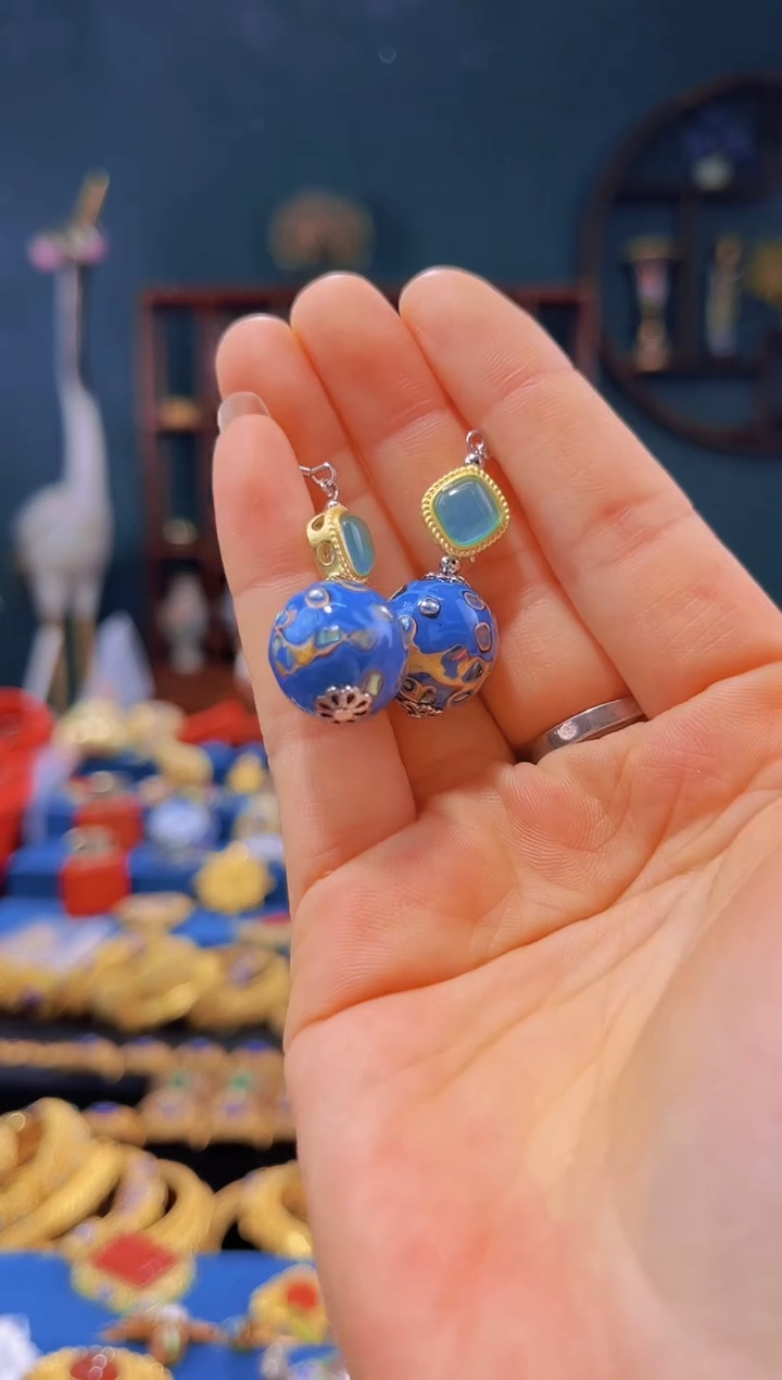 【闪购商品】非遗绝技 犀皮漆耳环 蓝
