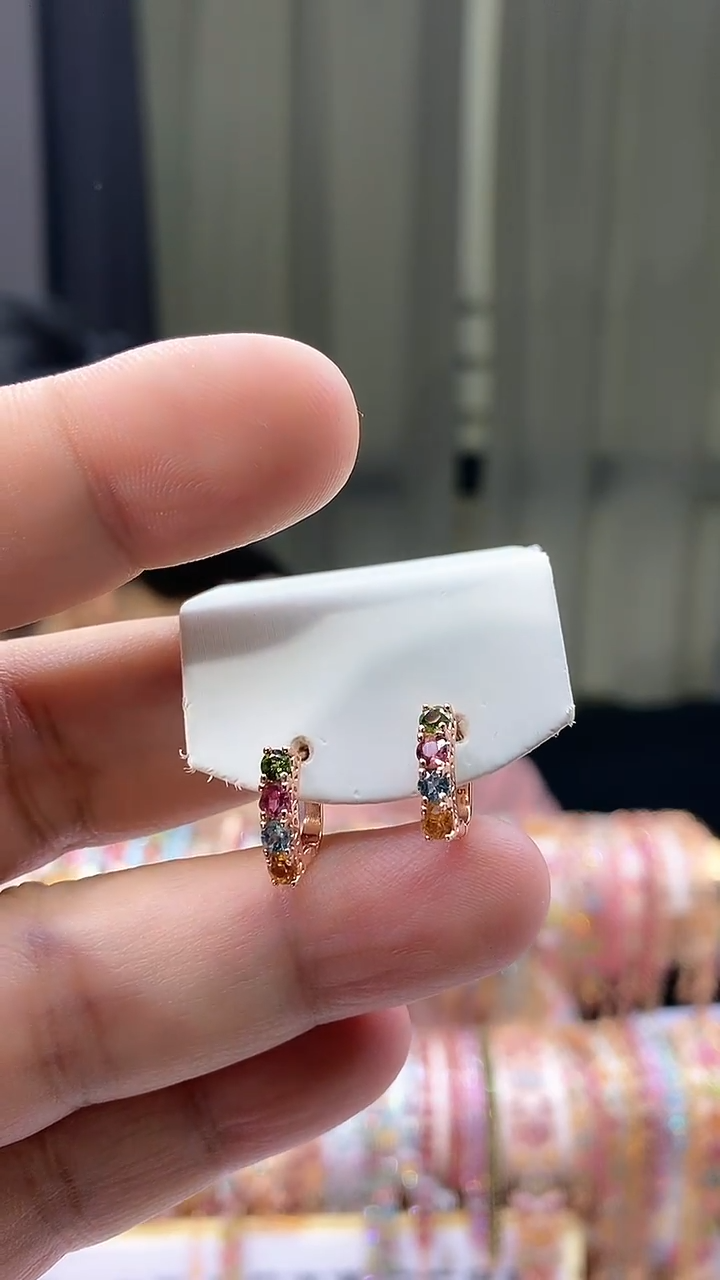 【闪购商品】碧玺耳扣银S925镶嵌4354354354354