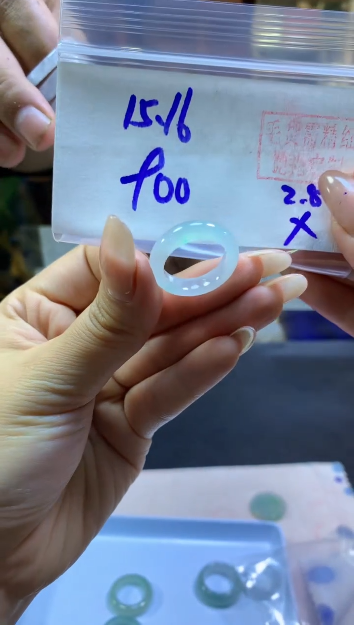 【闪购商品】定制翡翠未镶嵌戒圈#900元-毛货需精细抛光