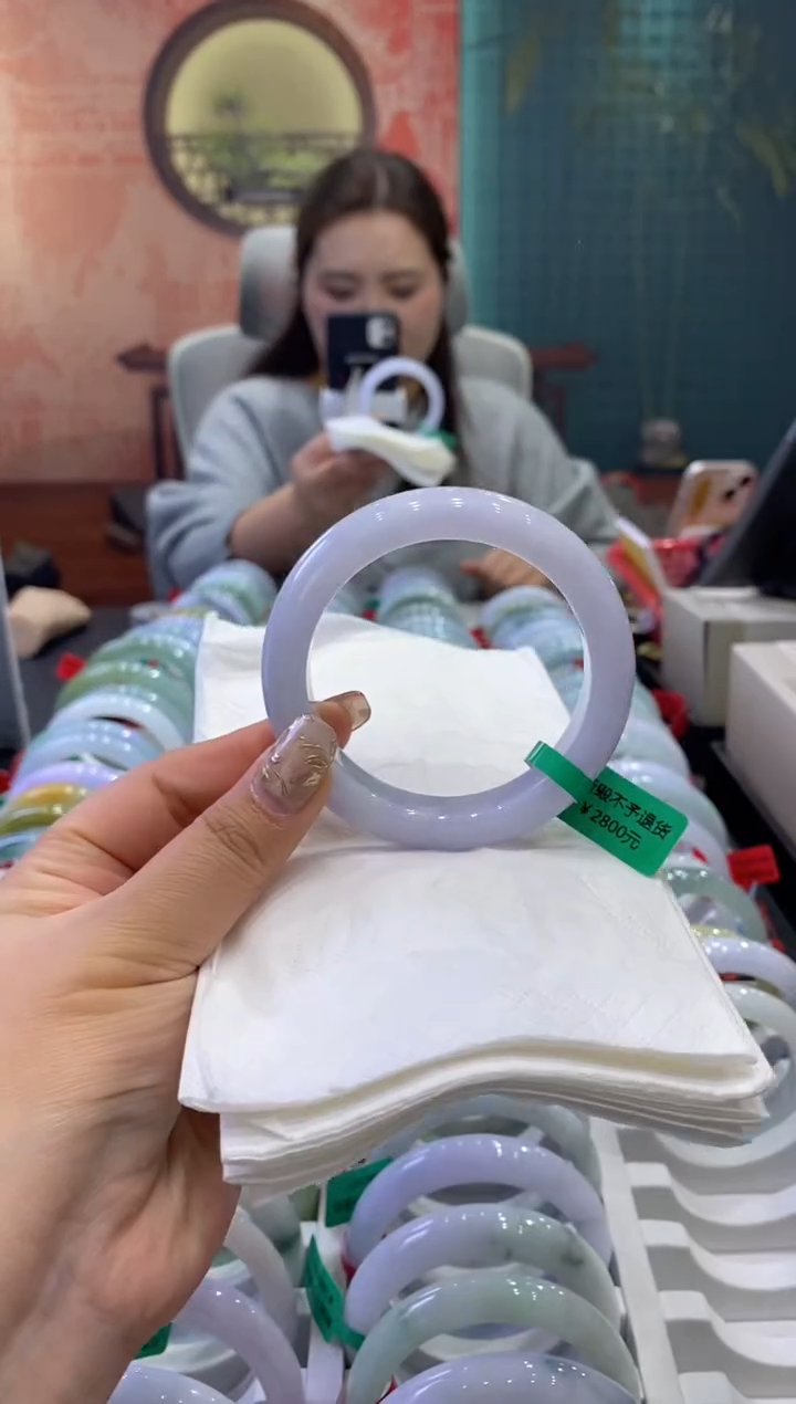 【闪购商品】翡翠手镯未镶嵌多人0011127