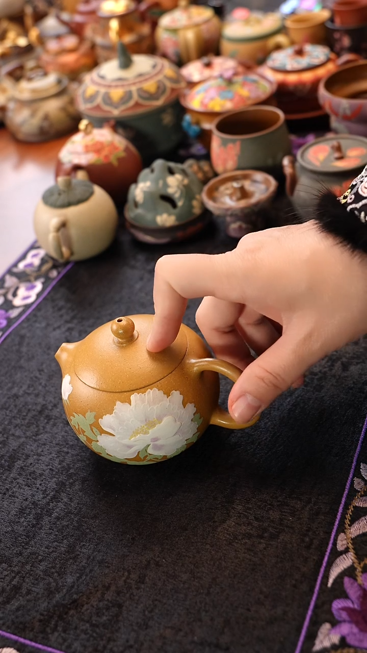 茶壶紫砂段泥牡丹西施壶