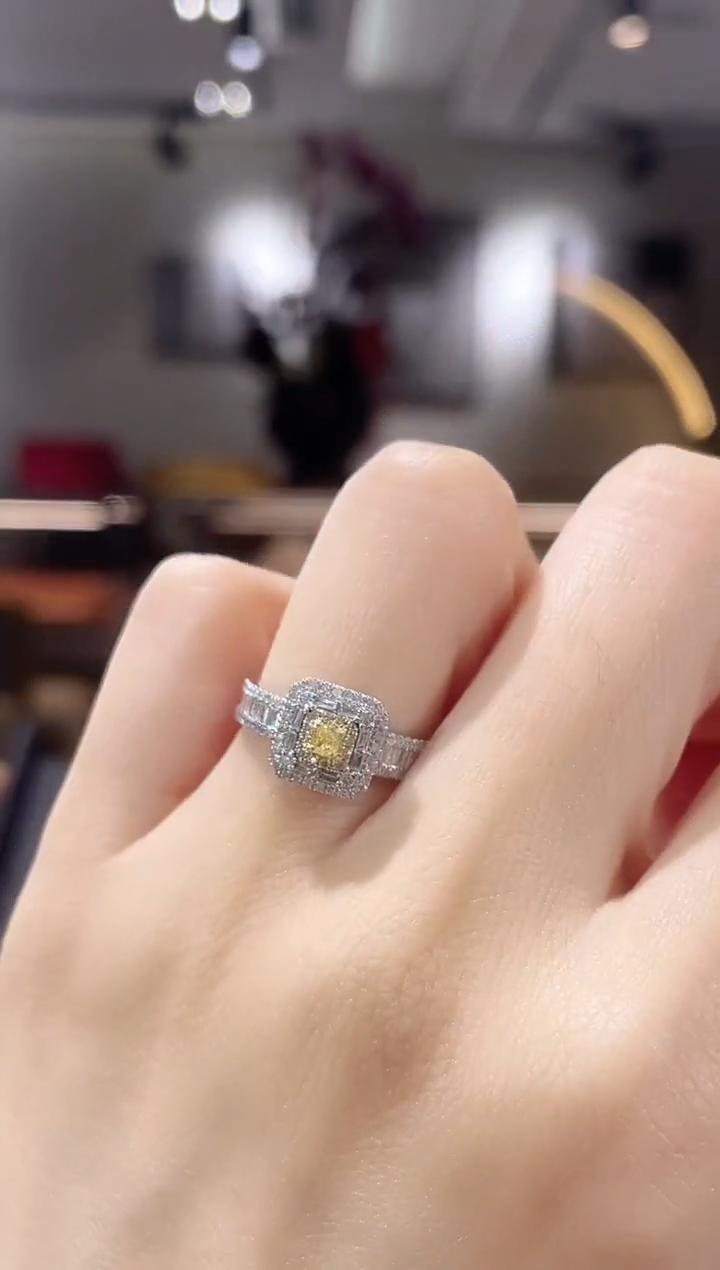 【闪购商品】钻石戒指/指环18K金镶嵌戒指