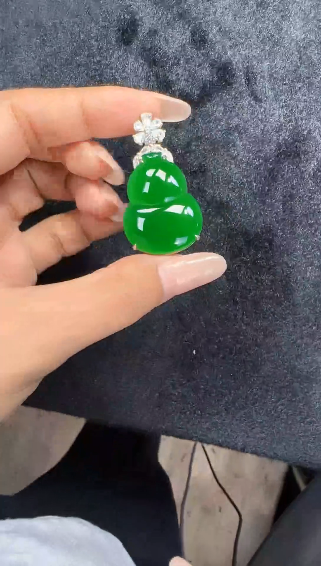 定制翡翠未镶嵌翡翠吊坠194