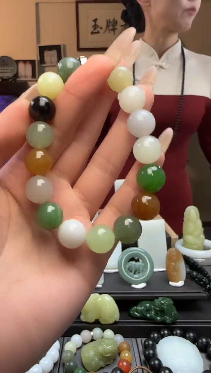 【闪购商品】和田玉多宝圆珠未镶嵌手串