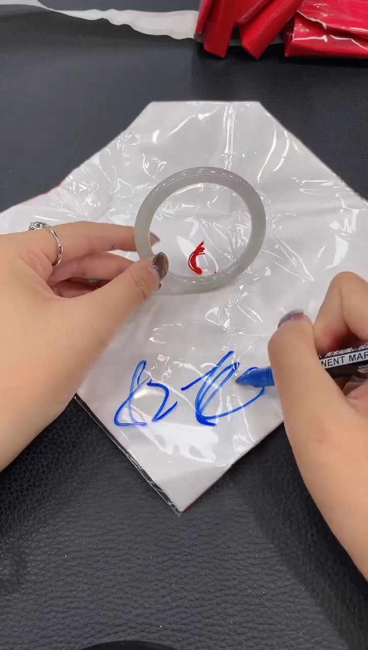 【闪购商品】翡翠手镯未镶嵌手镯