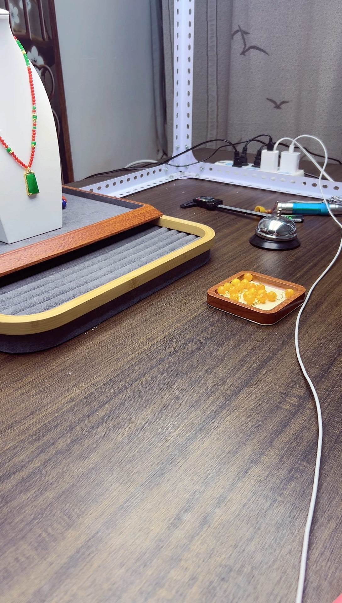 【闪购商品】和田玉耳饰银S925镶嵌E260