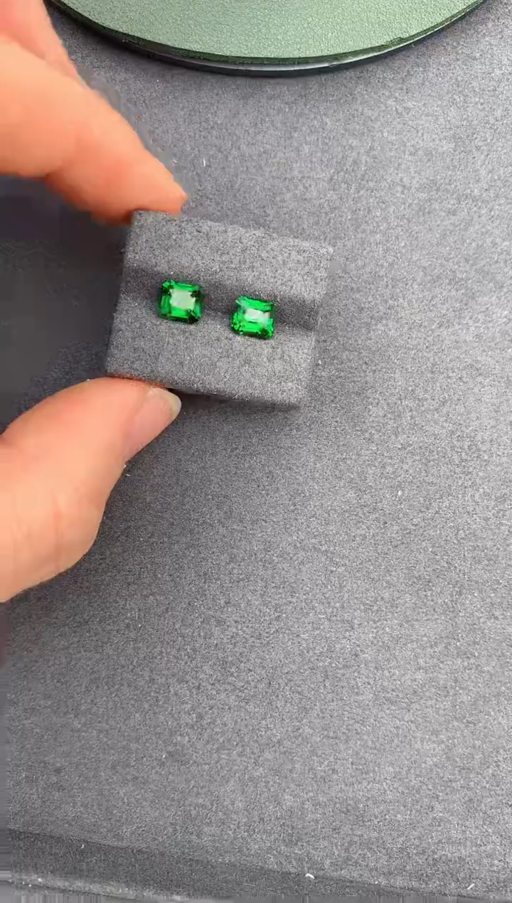 【闪购商品】石榴石（沙弗莱）裸石未镶嵌2.3ct沙弗莱配对
