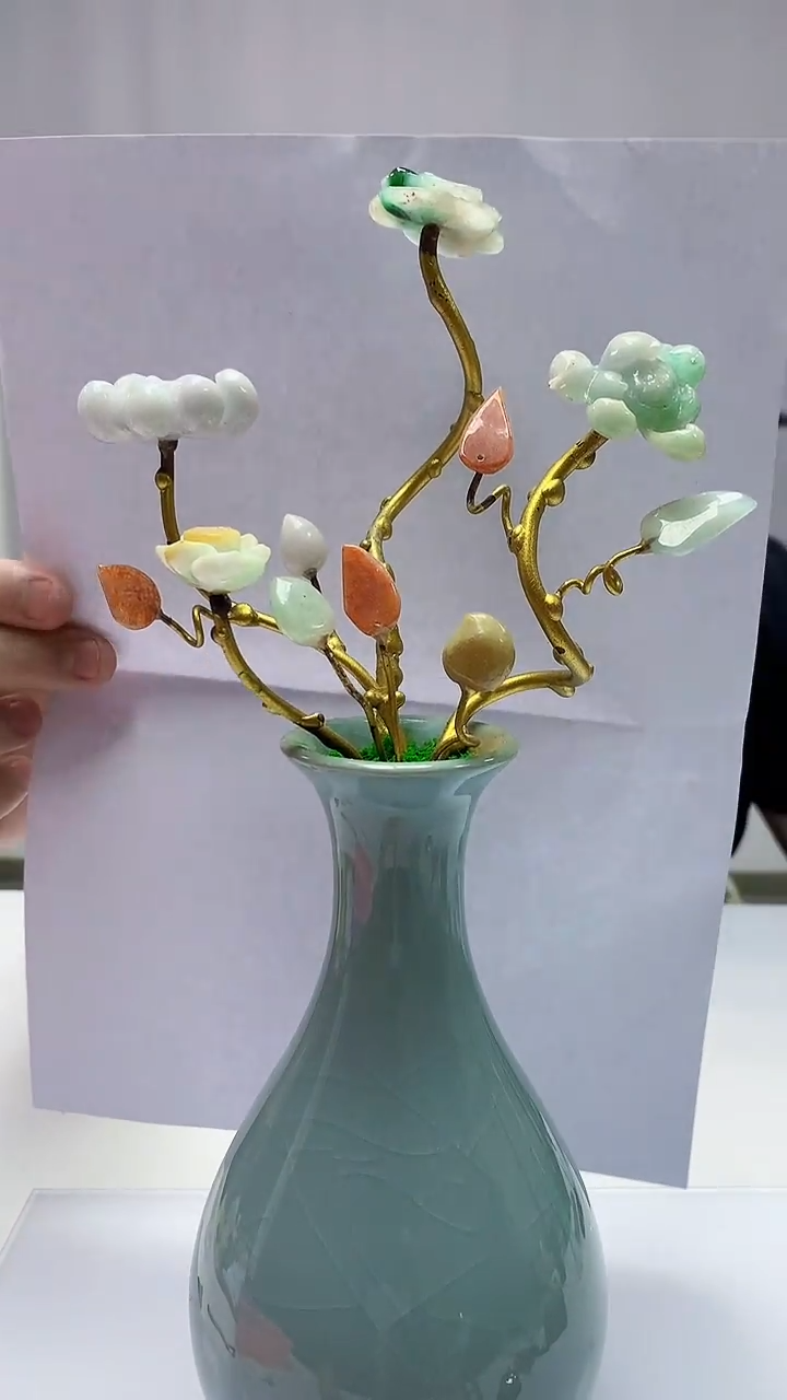 定制翡翠未镶嵌5060zm-毛货赠底座花184