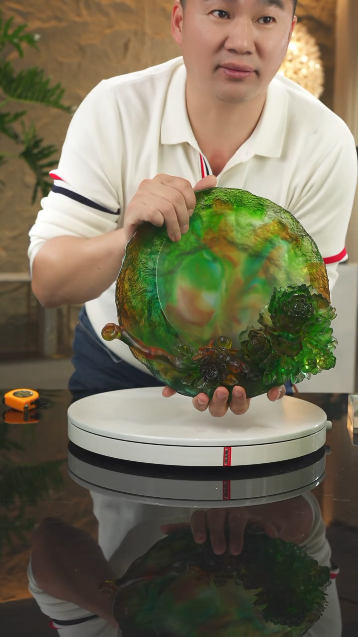 【闪购商品】瓷片设计款绿色如意牡丹果盘摆件带支架