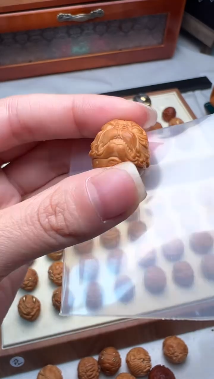 吊坠猴头核桃?****?狗王素  10