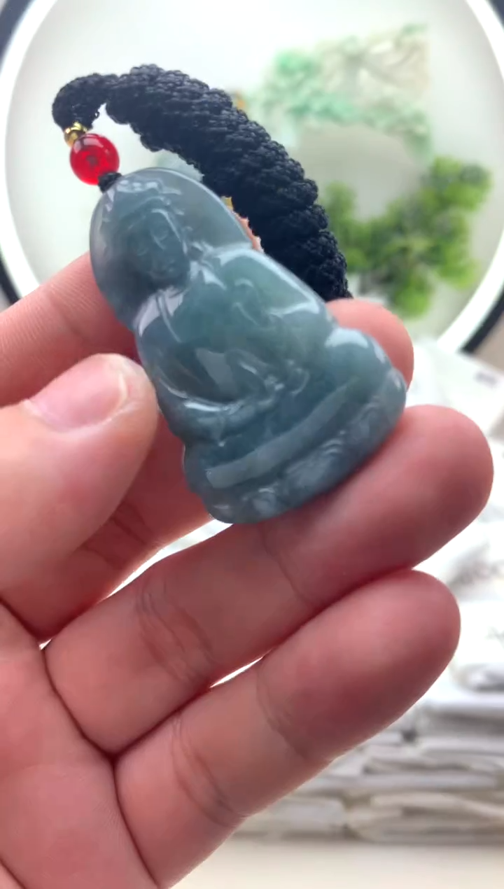 颈饰未镶嵌翡翠小观音