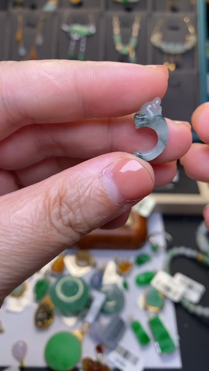 颈饰未镶嵌翡翠净货34471