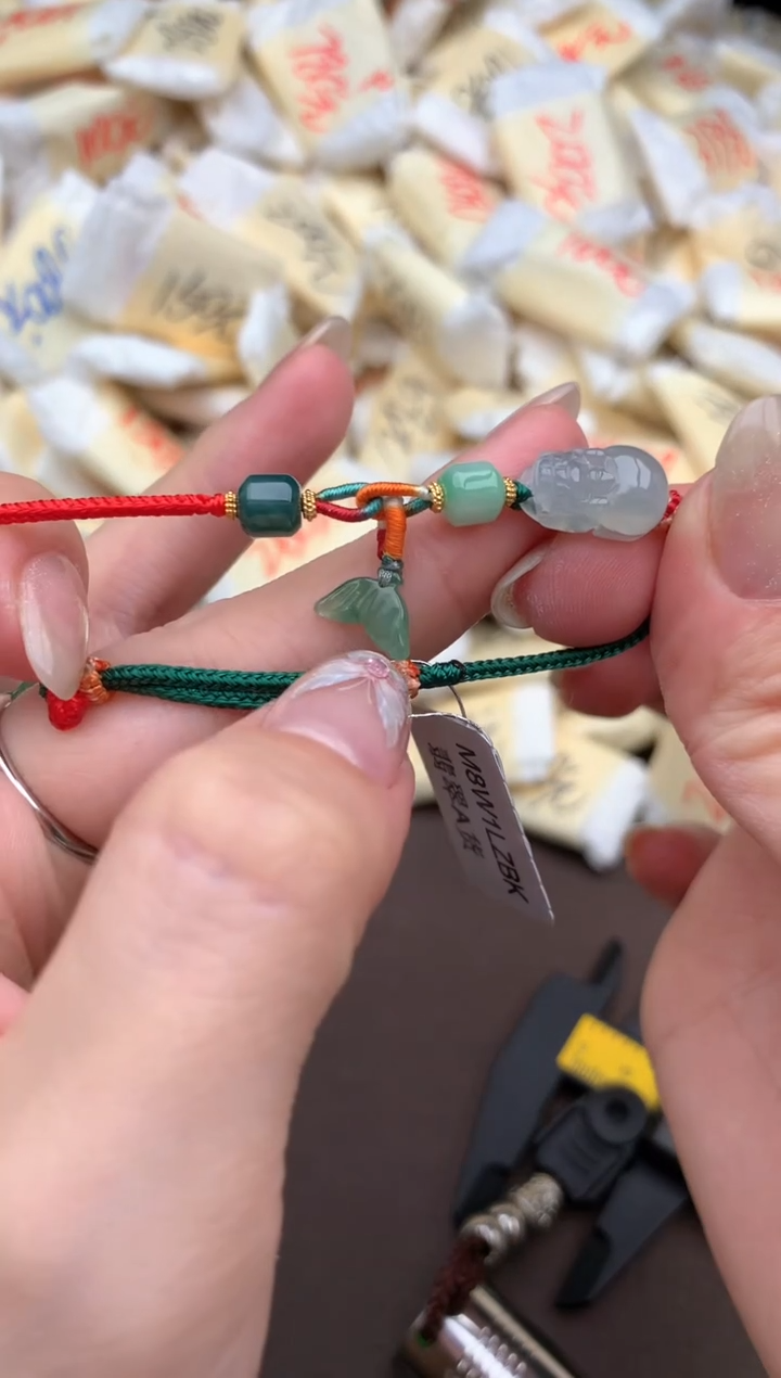 【闪购商品】翡翠手绳未镶嵌一