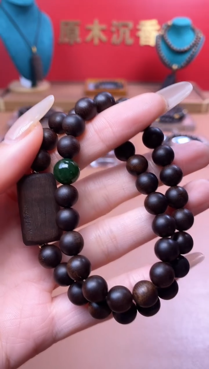 【闪购商品】沉香手串Y沉水芽庄白棋08两圈+雷击顶珠沉香木雕