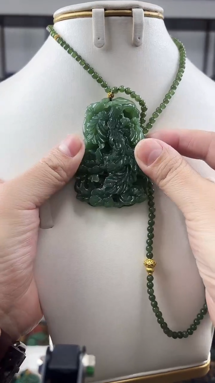 颈饰未镶嵌和田玉凤凰