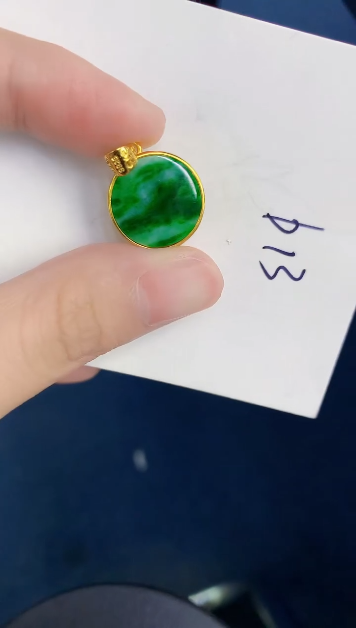 颈饰未镶嵌翡翠天然翡翠缅甸A货