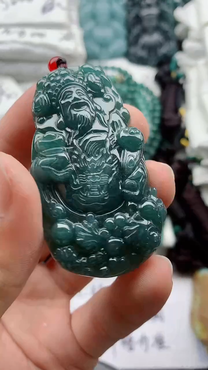 翡翠未镶嵌颈饰88888888888