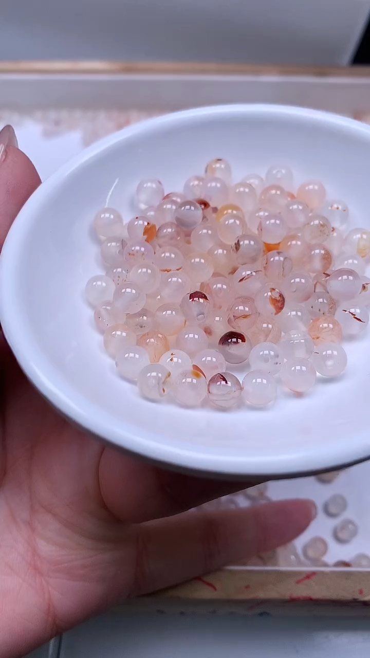 未镶嵌散珠南红玛瑙B460 冰飘南红6mm30颗6.8元