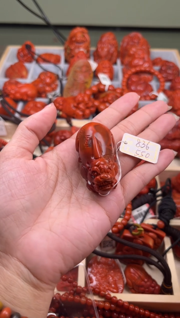 【闪购商品】南红玛瑙珠宝奇石未镶嵌836