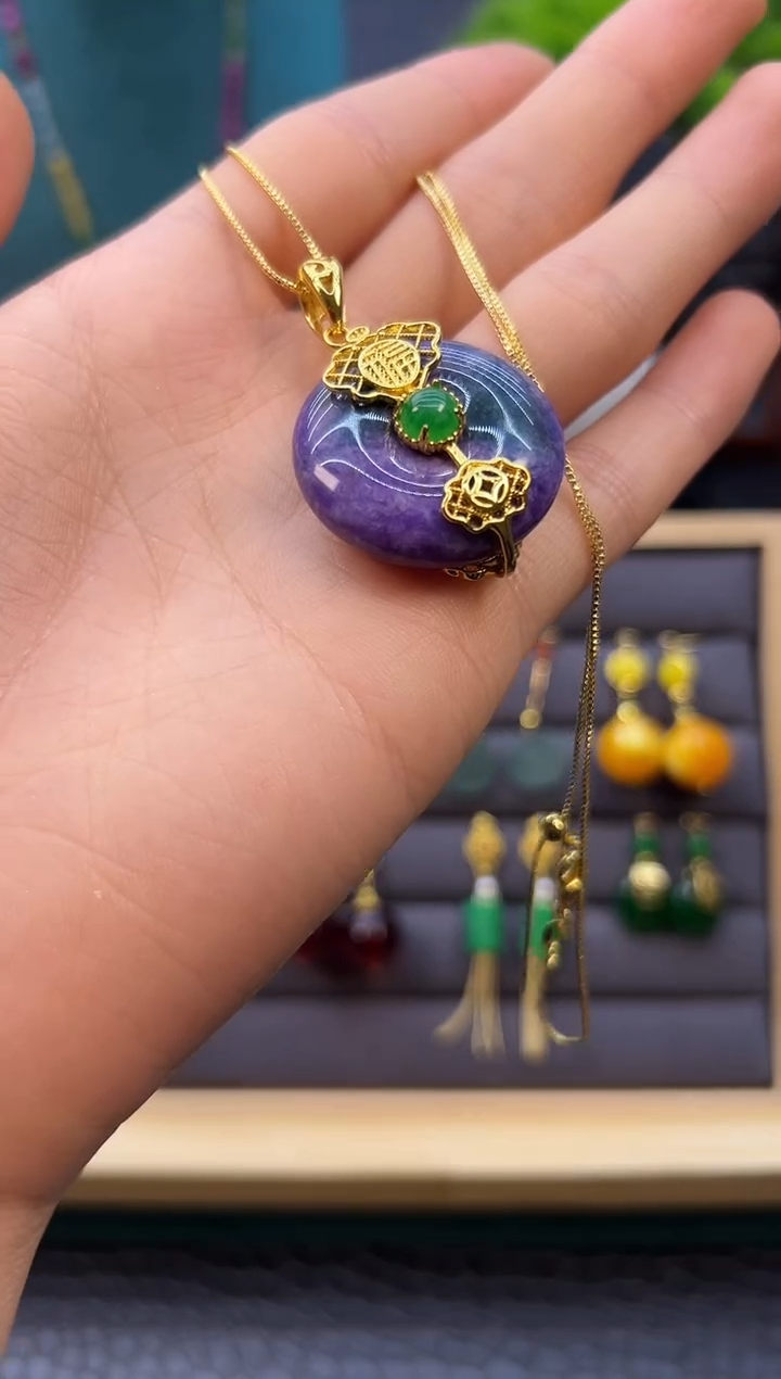 【闪购商品】苏纪石（舒俱来）耳钉14K金镶嵌D09          