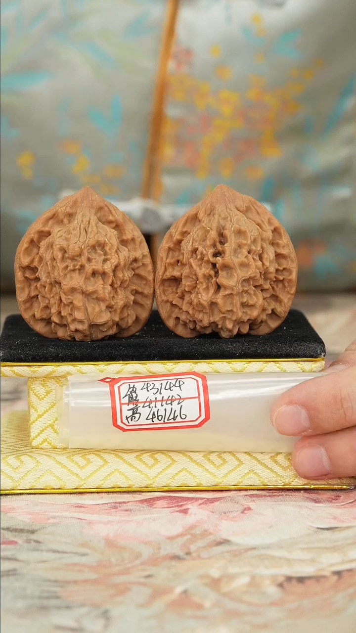 【闪购商品】文玩核桃把件官帽