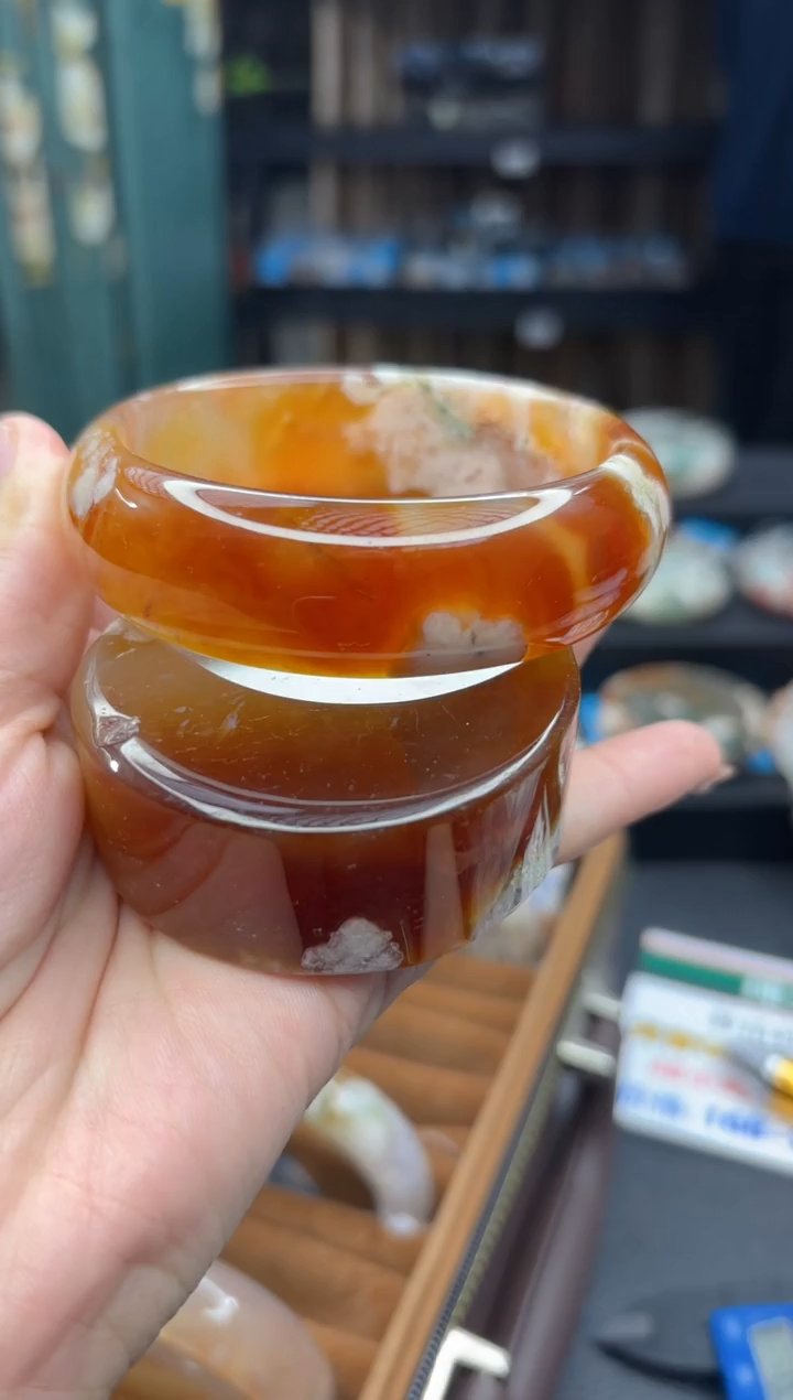 【闪购商品】石英质玉手镯未镶嵌58（63圈赠送镯心）