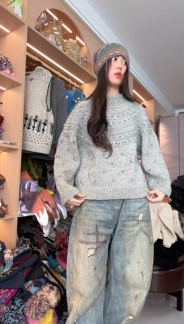 羊毛灰色套头毛衣