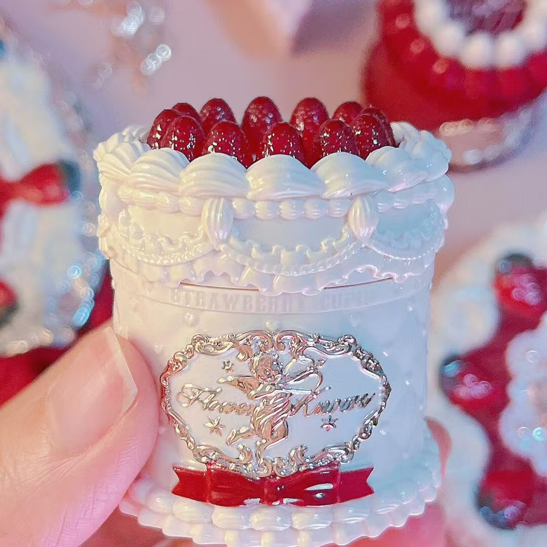 草莓丘比特系列蛋糕唇釉V02舒芙蕾