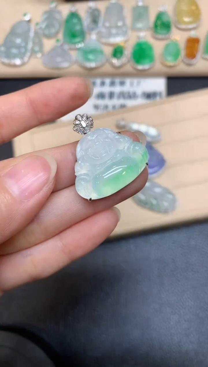 【闪购商品】翡翠颈饰18K金镶嵌【无服务费