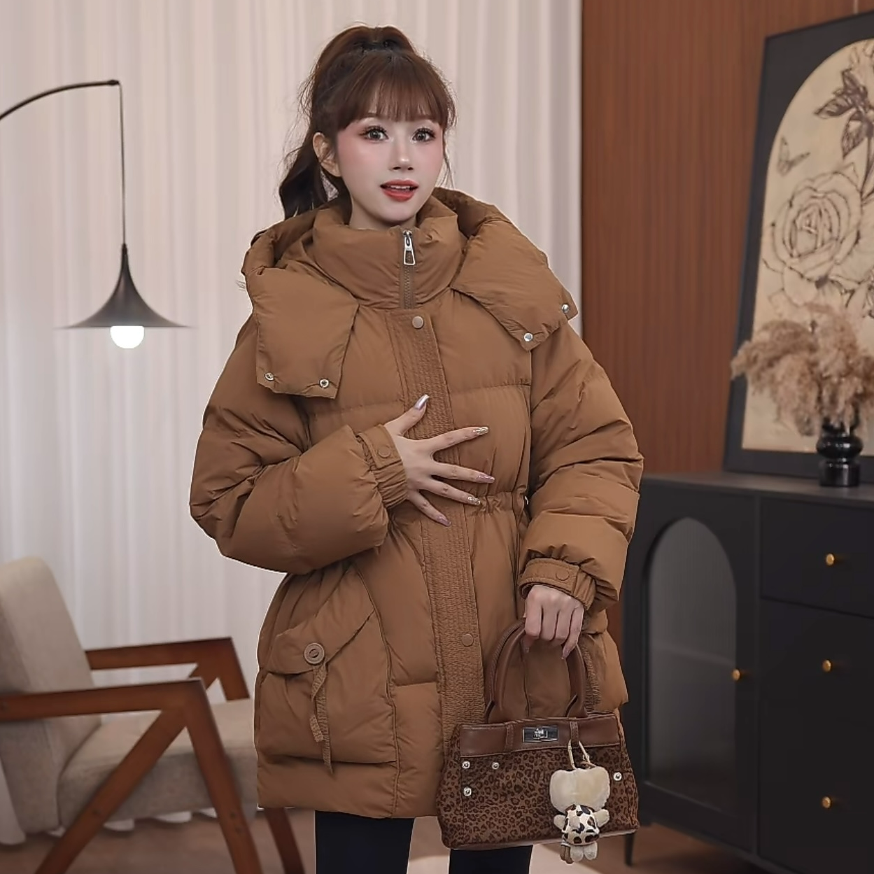 连帽韩版加厚羽绒服女收腰口袋纽扣气质外套中长款显瘦百搭冬季