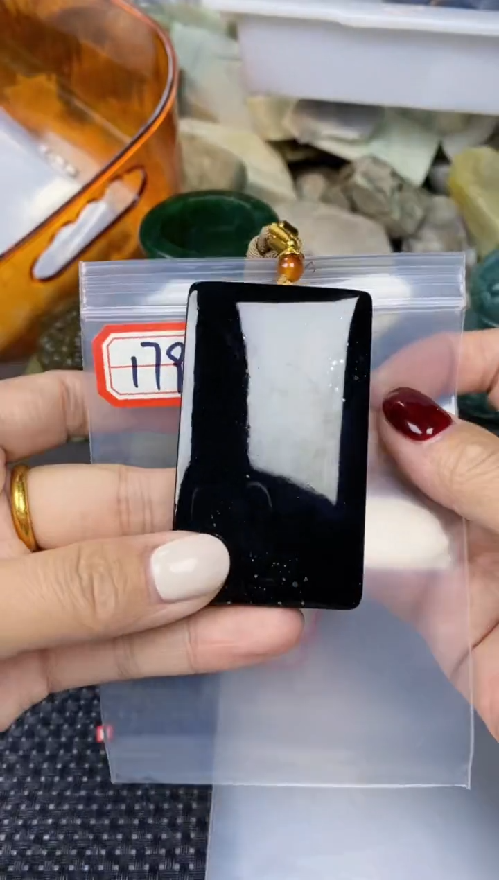 【闪购商品】和田玉多样性发货未镶嵌多样性发货