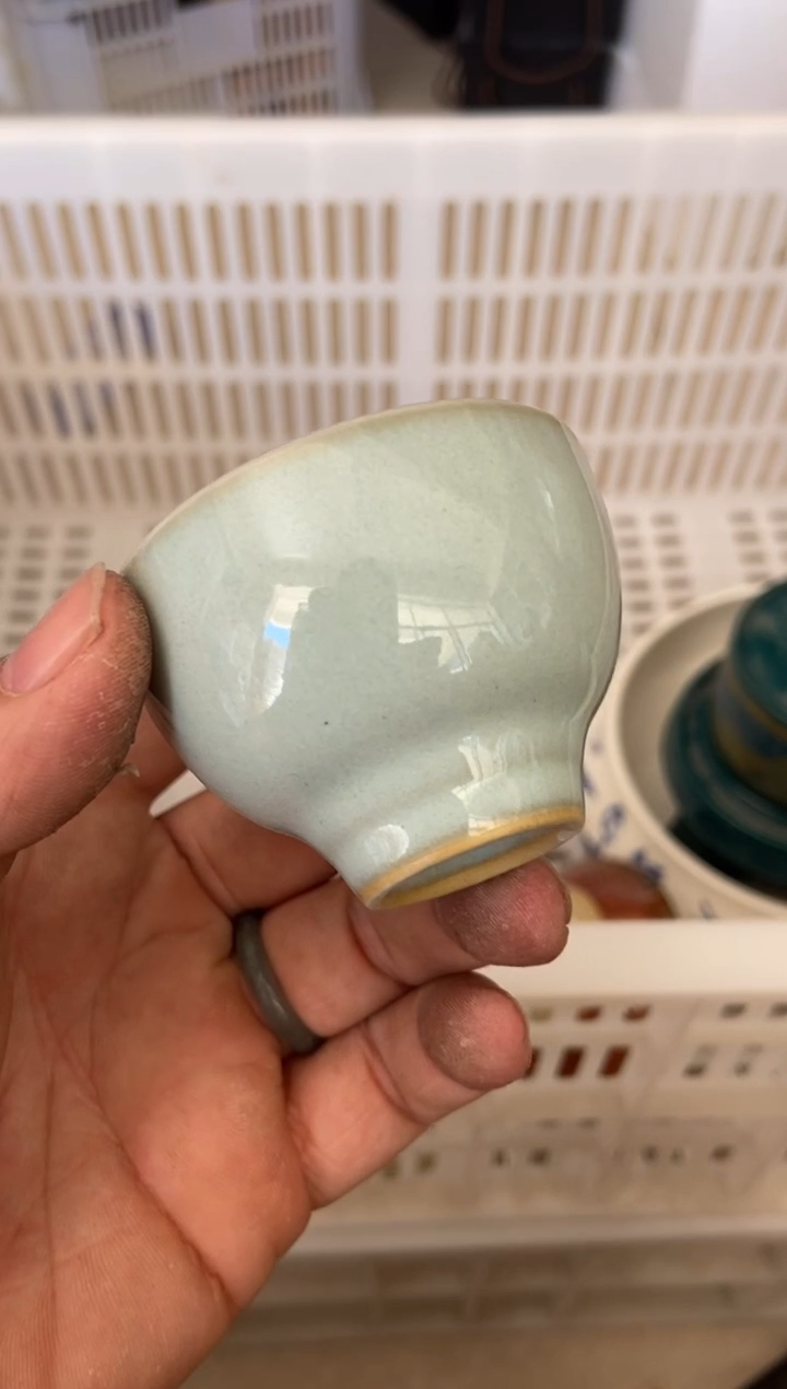 无运费险有瑕疵的摄影的产品有使用过的痕迹有点脏介意勿拍